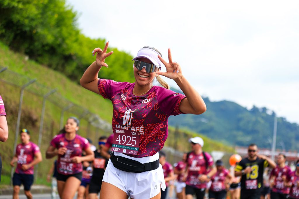 Glade løbere i et 10 km-løb