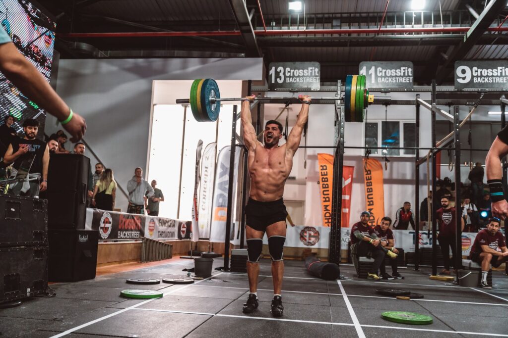 Vægtløftning ved et crossfit-stævne
